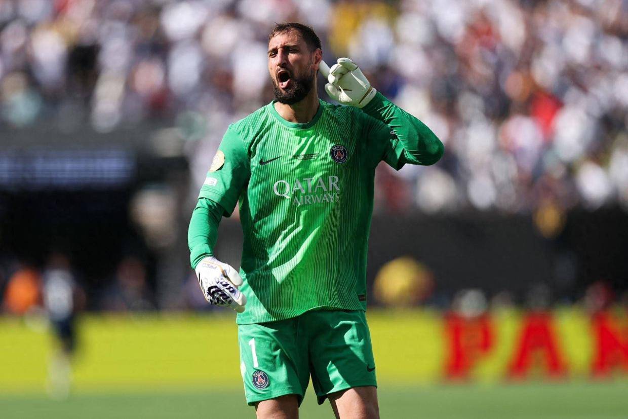 三千万欧！曼城敲定冠军门将，关窗前捡到大便宜，瓜迪奥拉笑了