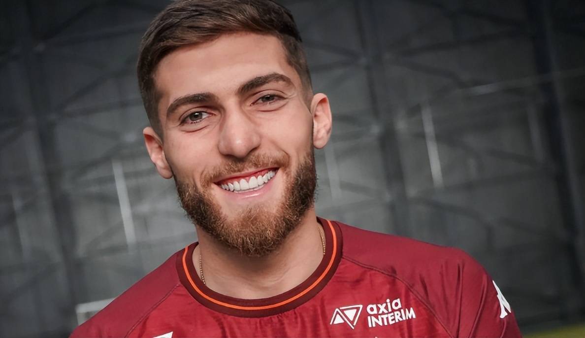 4场轰2球！25岁天才妖锋法甲迎来大爆发，引得4家欧洲豪强疯抢